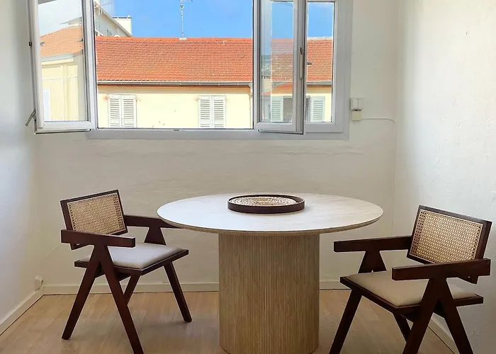 شقة Chic Palais 2 Min Away *