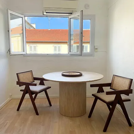 Appartement Chic Palais 2 Min Away Cannes